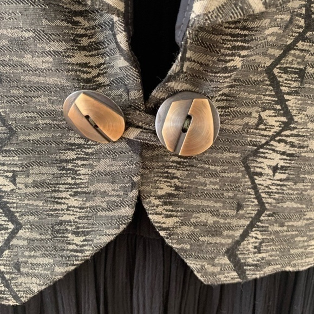 Tailor made. Shades of gray and black vest. Party wear. Sz 16(see measurements) - Picture 2 of 6